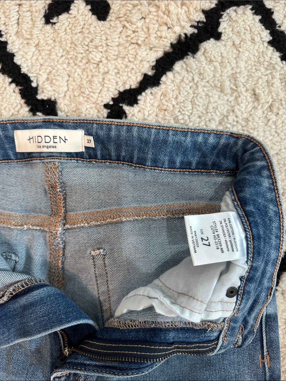 Hidden Jeans Happi Classic Flare Jeans - Picture 5 of 5